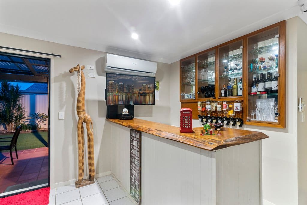 34 Silver Glade Drive, Elanora QLD 4221, Elanora - Thumbnail 8