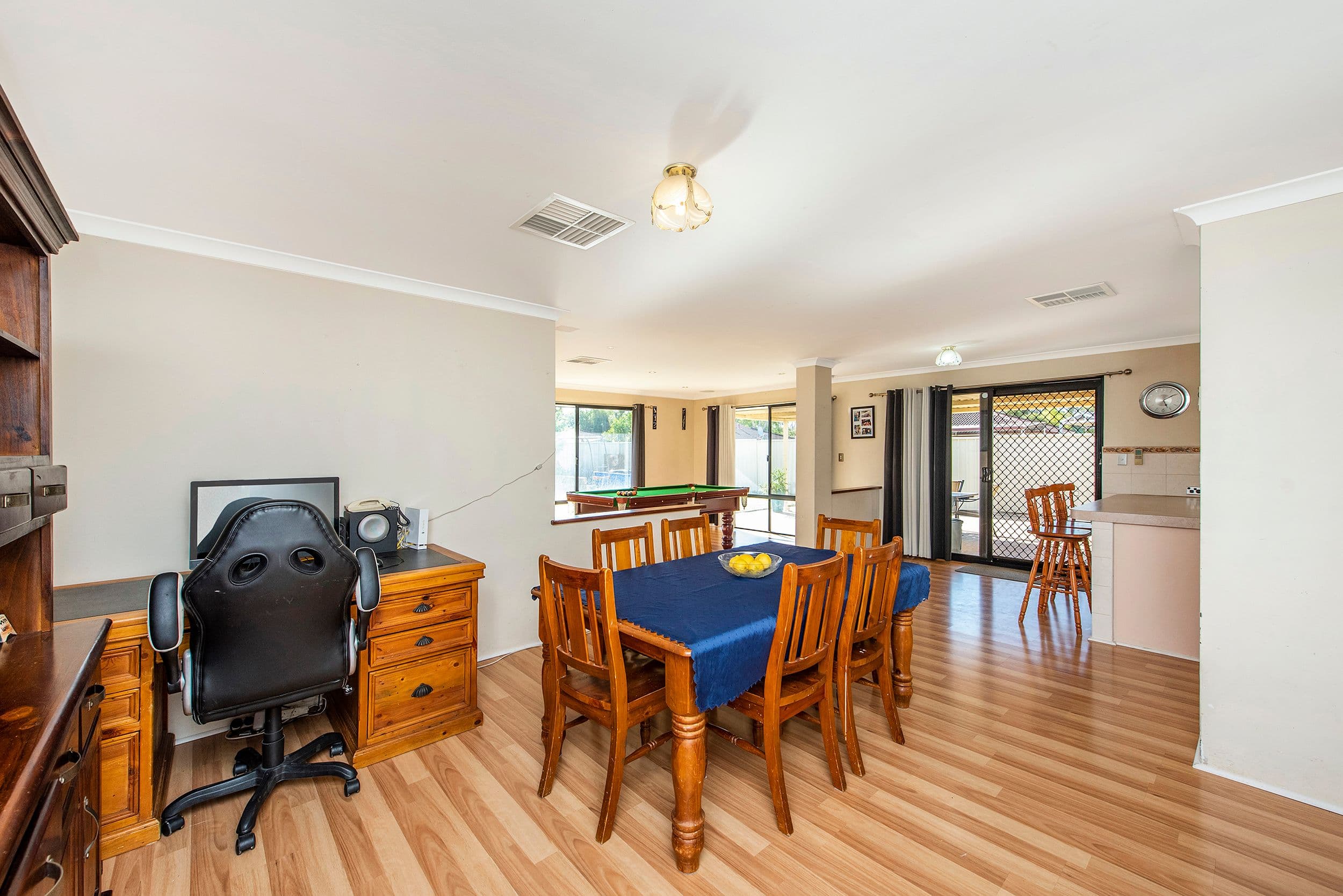 52 Murchison Road, Waikiki WA 6169, Waikiki - Thumbnail 3