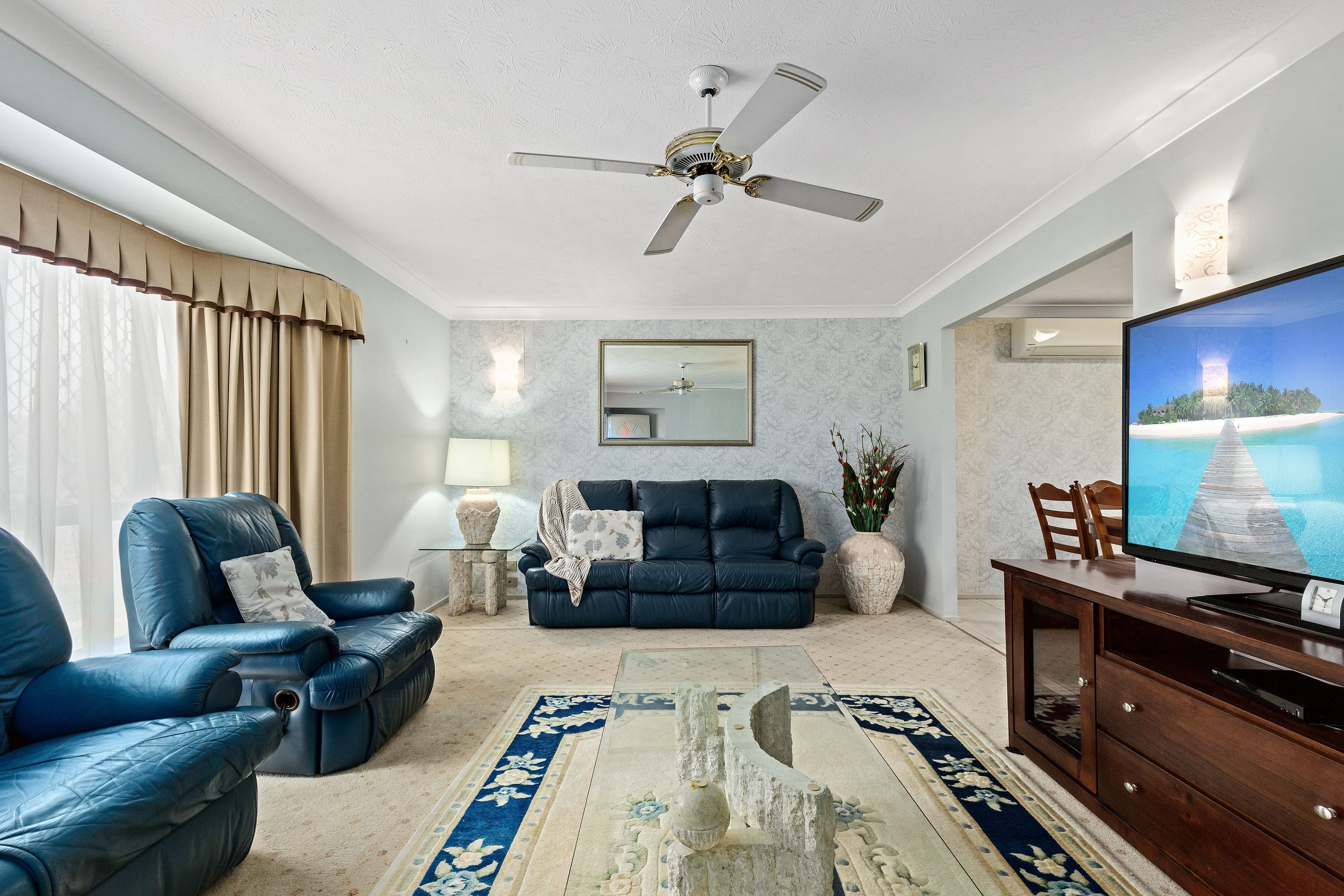 15 Treeview Drive, Burleigh Waters QLD 4220, Burleigh Waters - Thumbnail 4