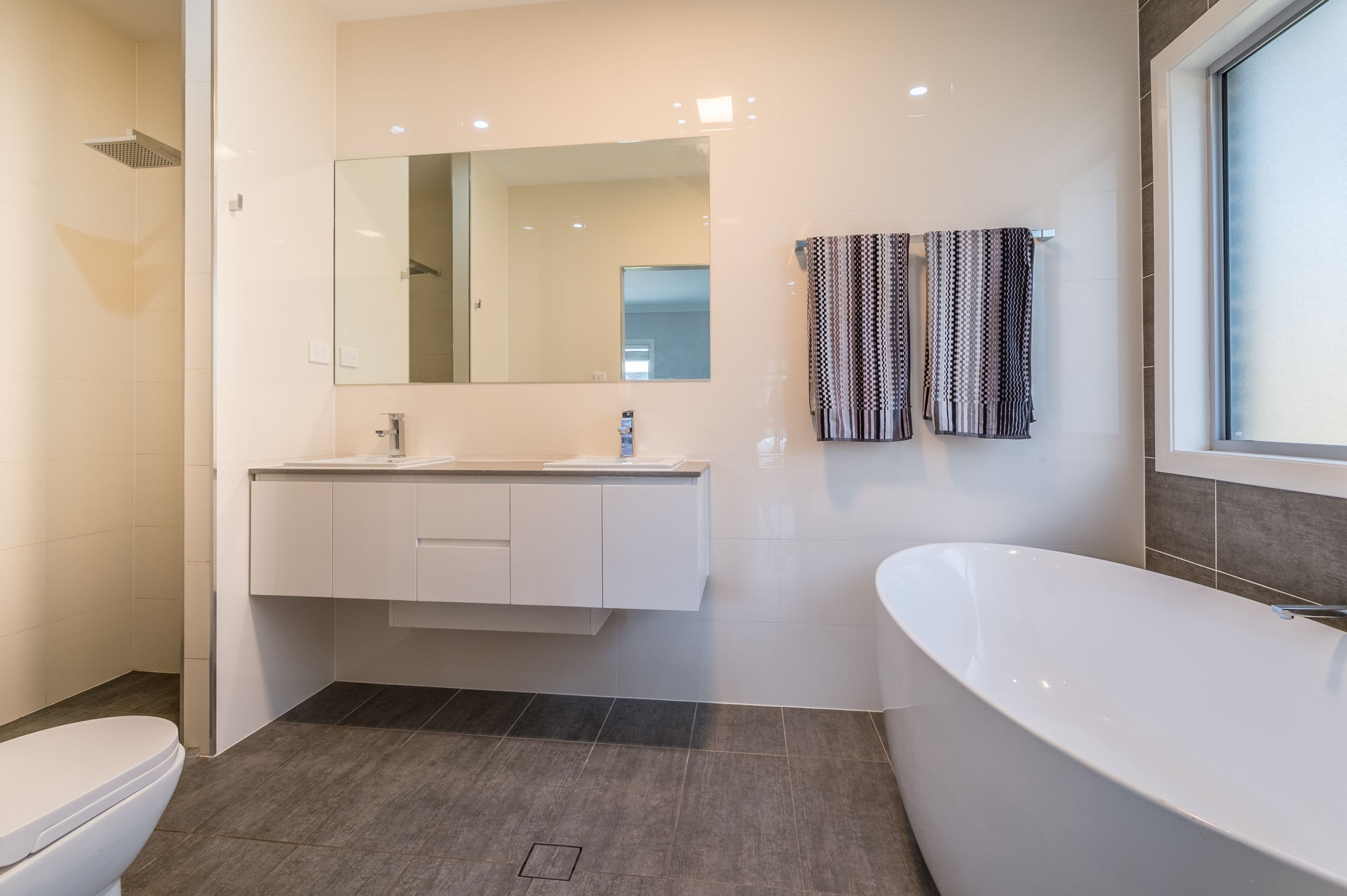 45 Mary Wade Place, Carnes Hill - Thumbnail 7