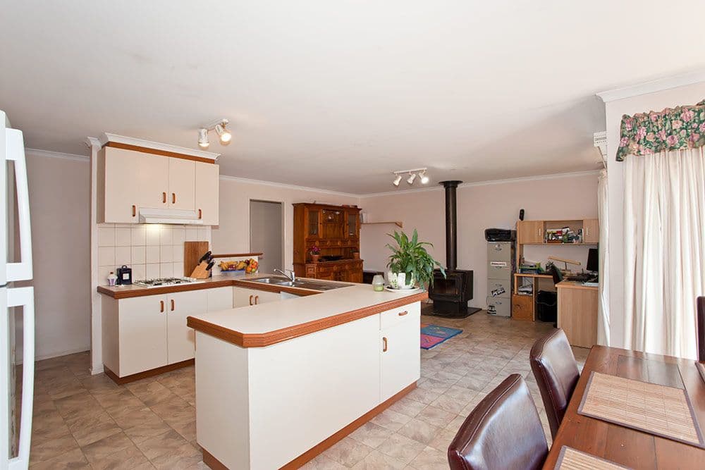 537 Greenwattle Street, Glenvale QLD 4350, Glenvale - Thumbnail 5