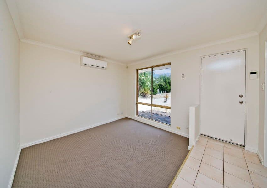 5 Elmwood Court, MARANGAROO WA 6064, Marangaroo - Thumbnail 2