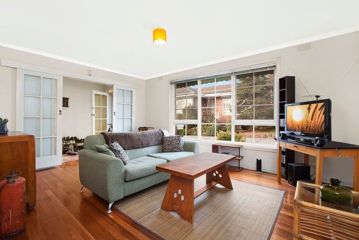 114 Shannon Street, BOX HILL NORTH VIC 3129, Box Hill North - Thumbnail 2