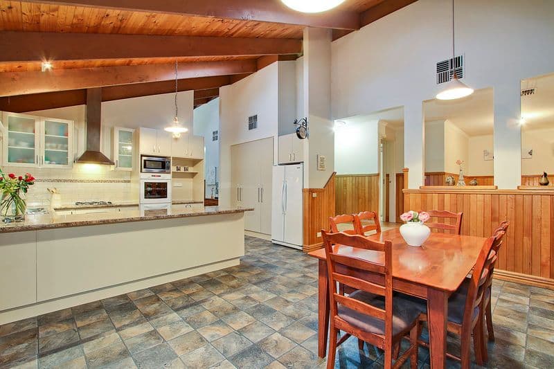 9 WAYCOTT Way, MOUNT EVELYN VIC 3796, Mount Evelyn - Thumbnail 2
