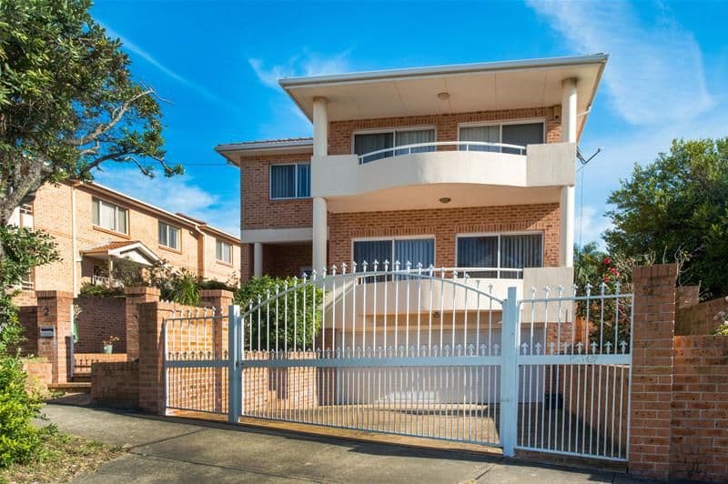5 Carra Court, Nichols Point - Image 1