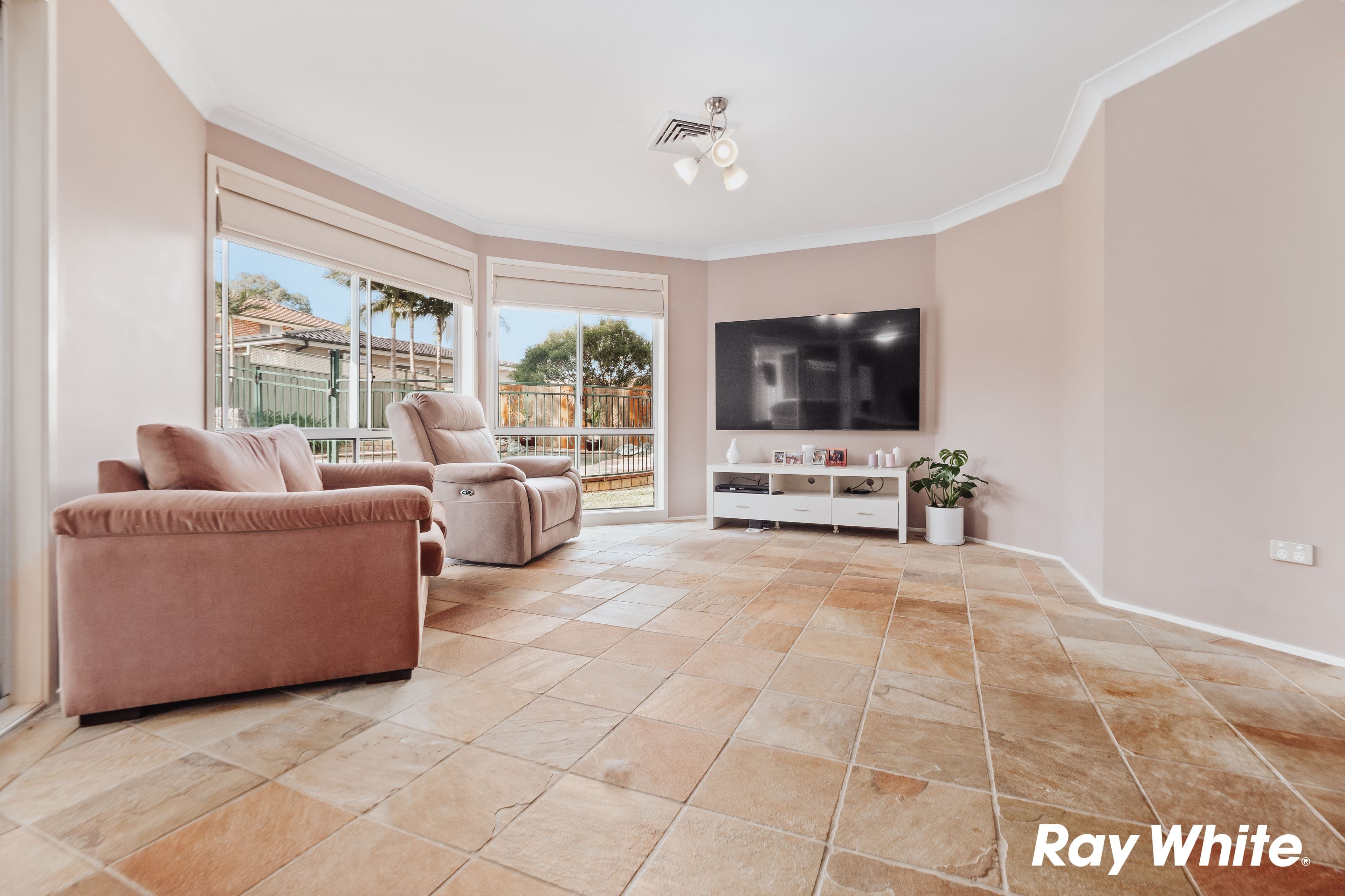 8 Kerstin Street, Quakers Hill NSW 2763, Quakers Hill - Thumbnail 4