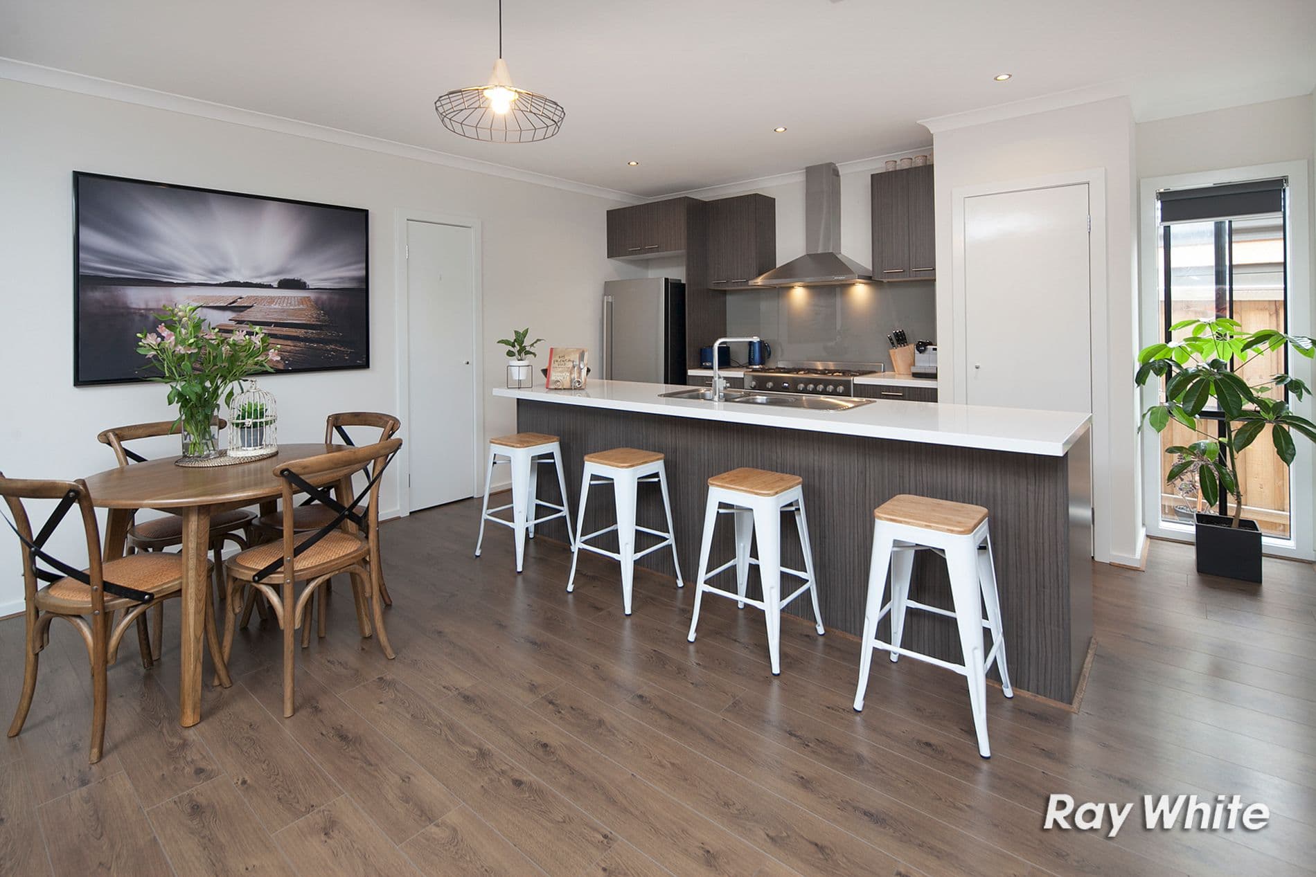 5 Statham View, Cranbourne West VIC 3977, Cranbourne West - Thumbnail 5