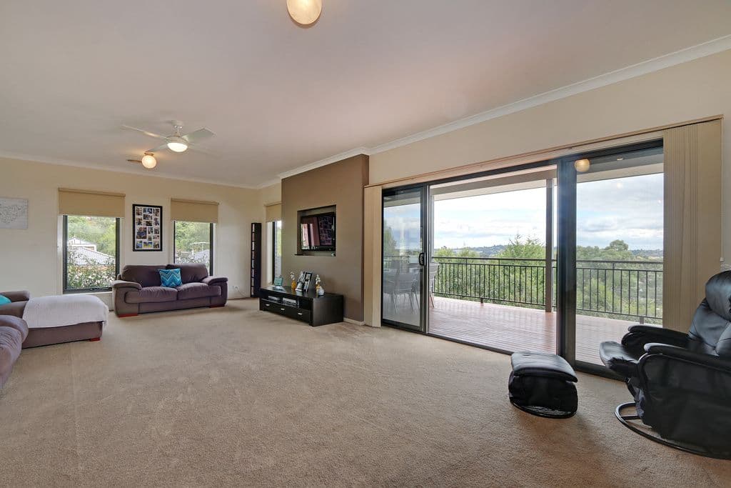 5 Olinda Park Rise, LILYDALE VIC 3140, Lilydale - Thumbnail 4