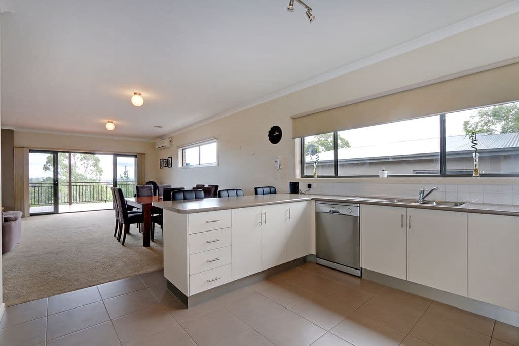 5 Olinda Park Rise, LILYDALE VIC 3140, Lilydale - Thumbnail 8