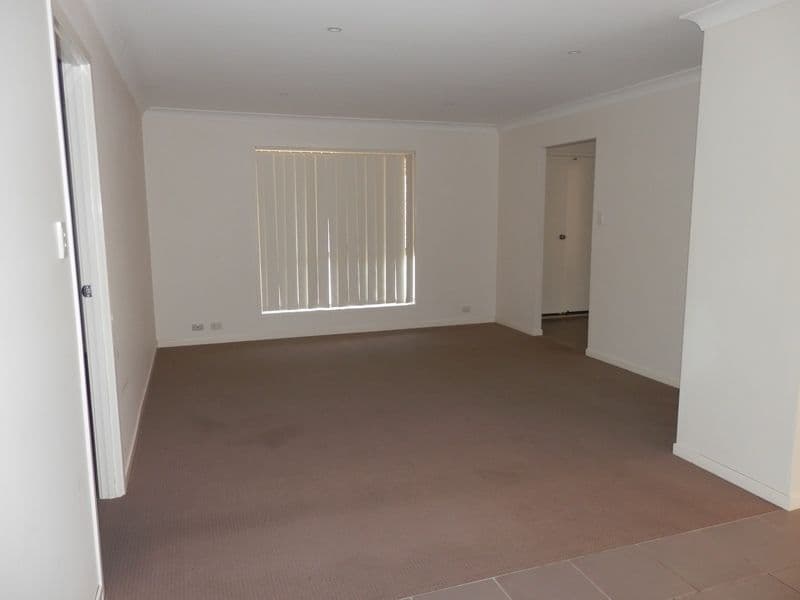 4 Appleby Close, KENSINGTON GROVE QLD 4341, Kensington Grove - Thumbnail 2