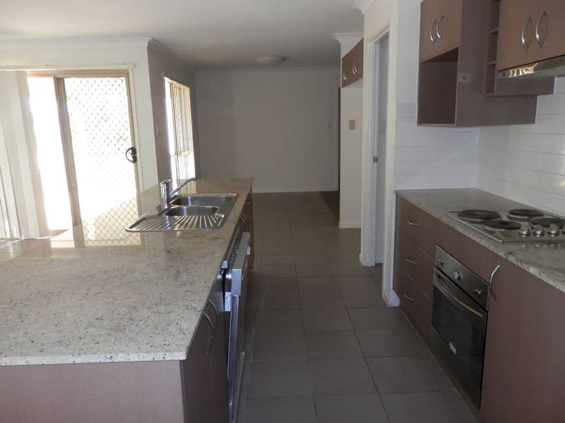 4 Appleby Close, KENSINGTON GROVE QLD 4341, Kensington Grove - Thumbnail 3