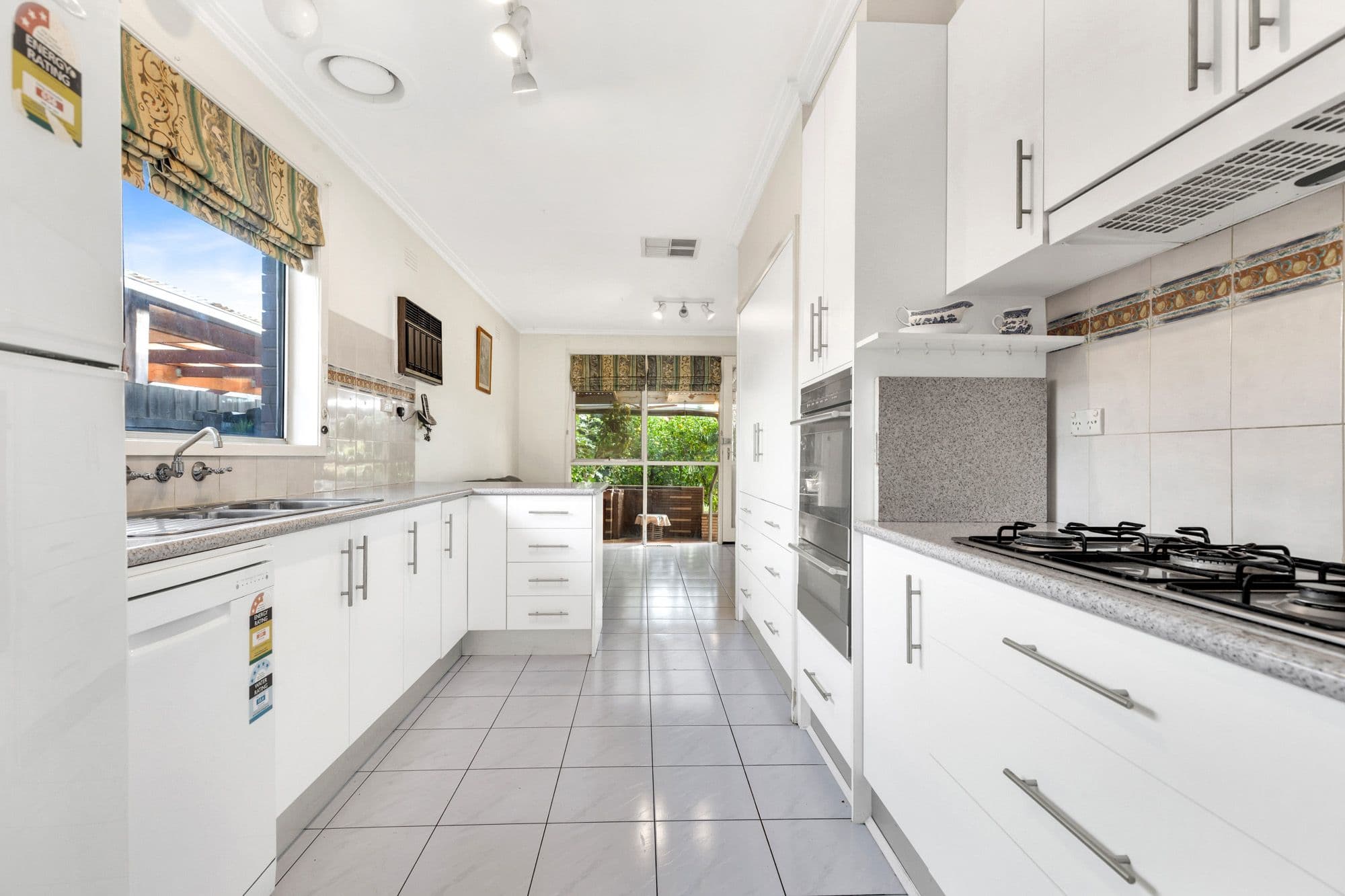 28 Honour Avenue, Wyndham Vale VIC 3024, Wyndham Vale - Thumbnail 6