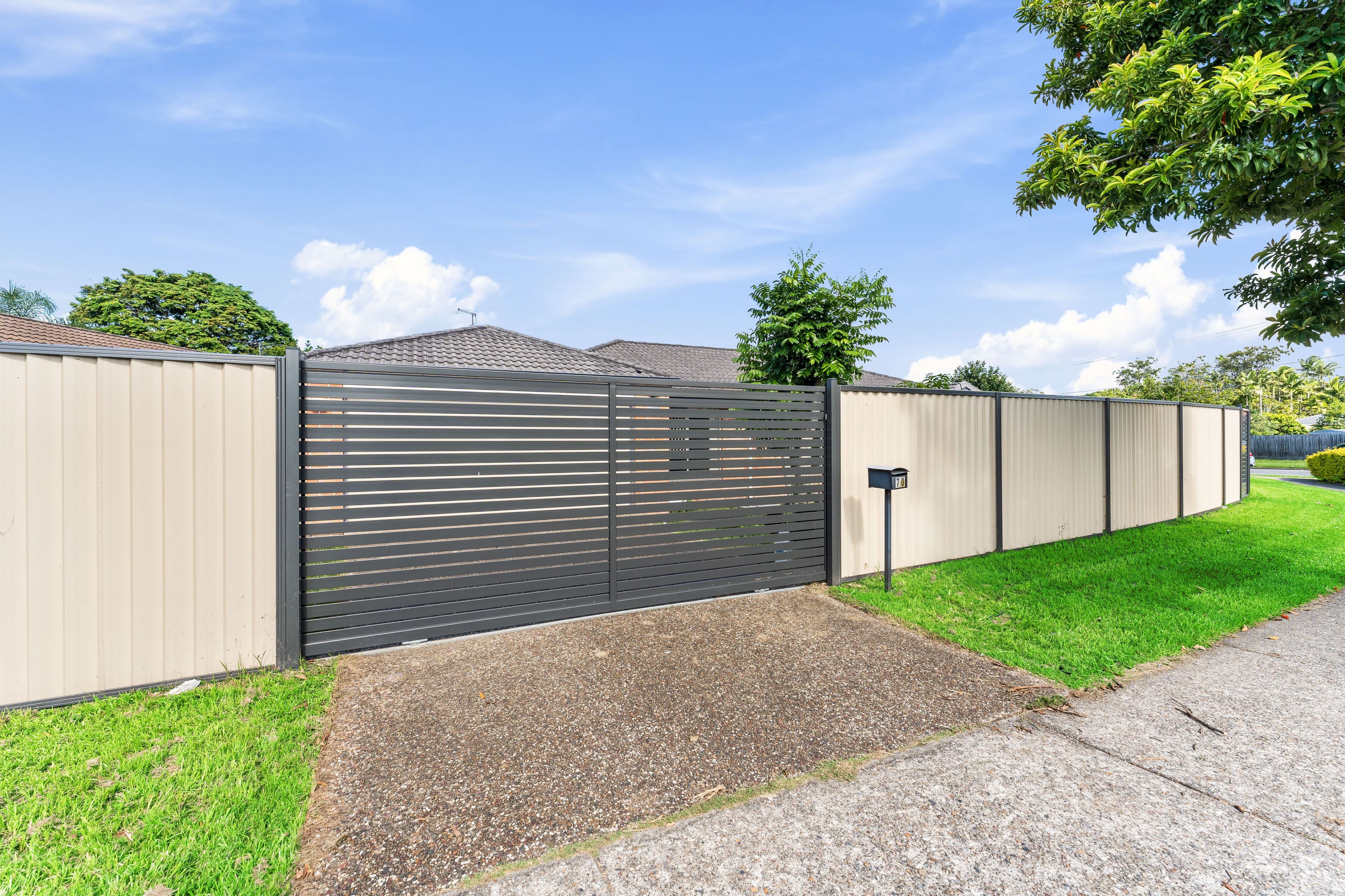 70 Haig Road, Loganlea QLD 4131, Loganlea - Thumbnail 2