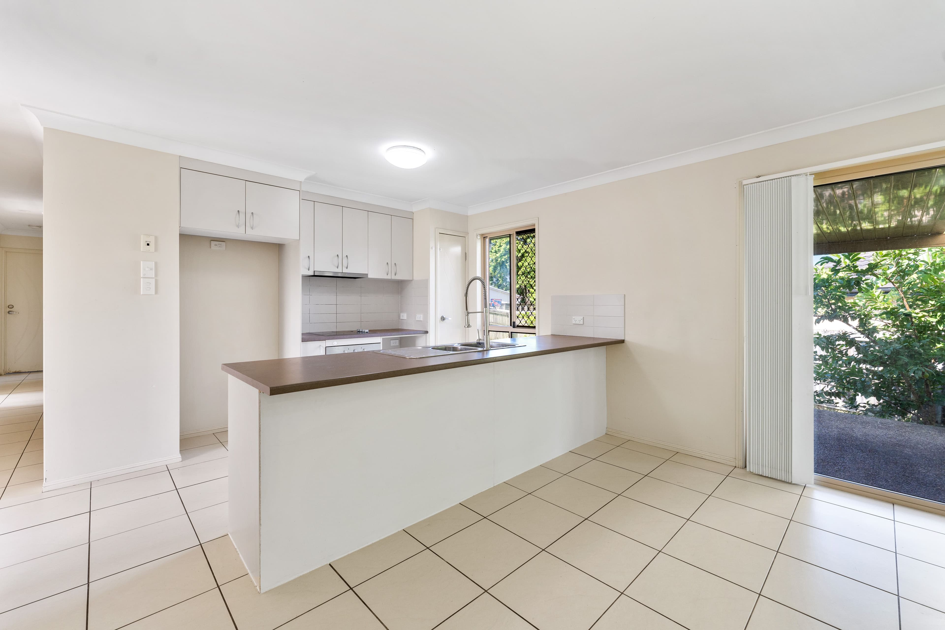 70 Haig Road, Loganlea QLD 4131, Loganlea - Thumbnail 5