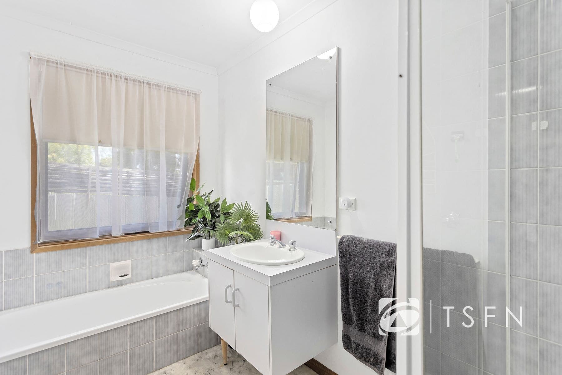 2/48 Happy Valley Road, Ironbark VIC 3550, Long Gully - Thumbnail 8