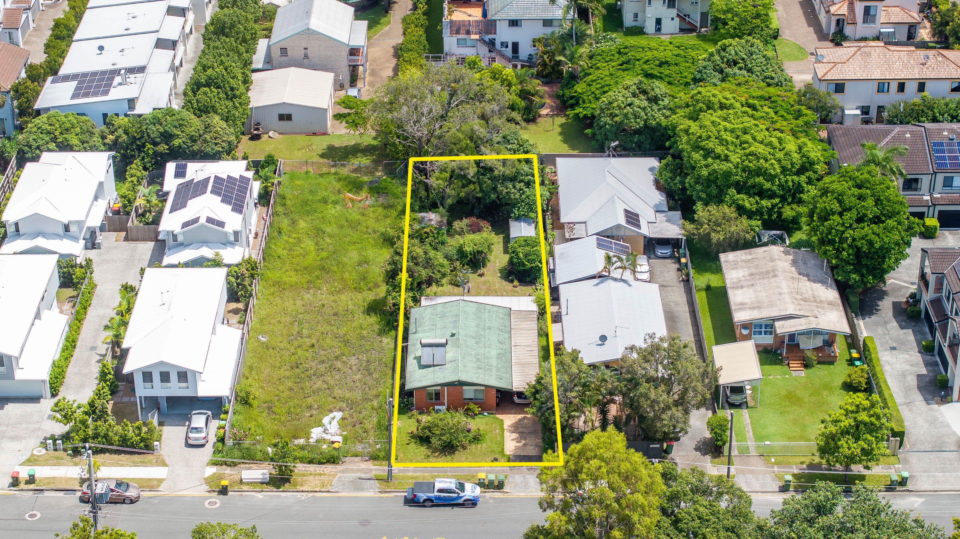112 Pohlman Street, Southport QLD 4215, Southport - Thumbnail 3