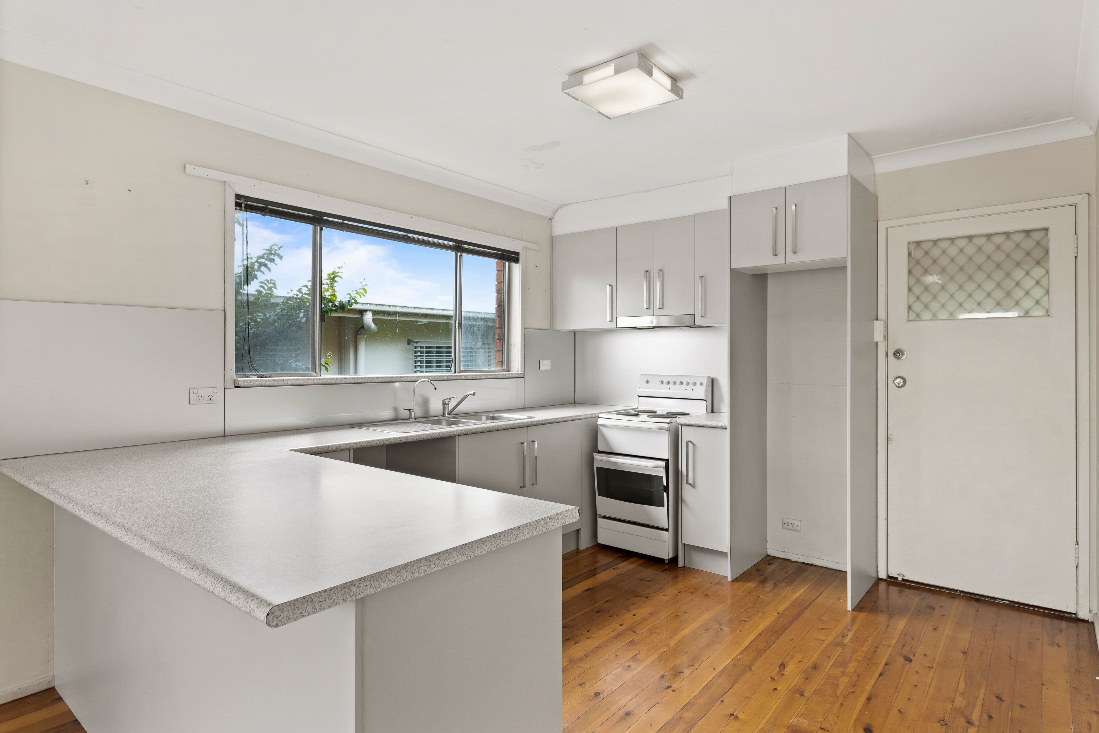 82 Smith Street, Southport QLD 4215, Southport - Thumbnail 7