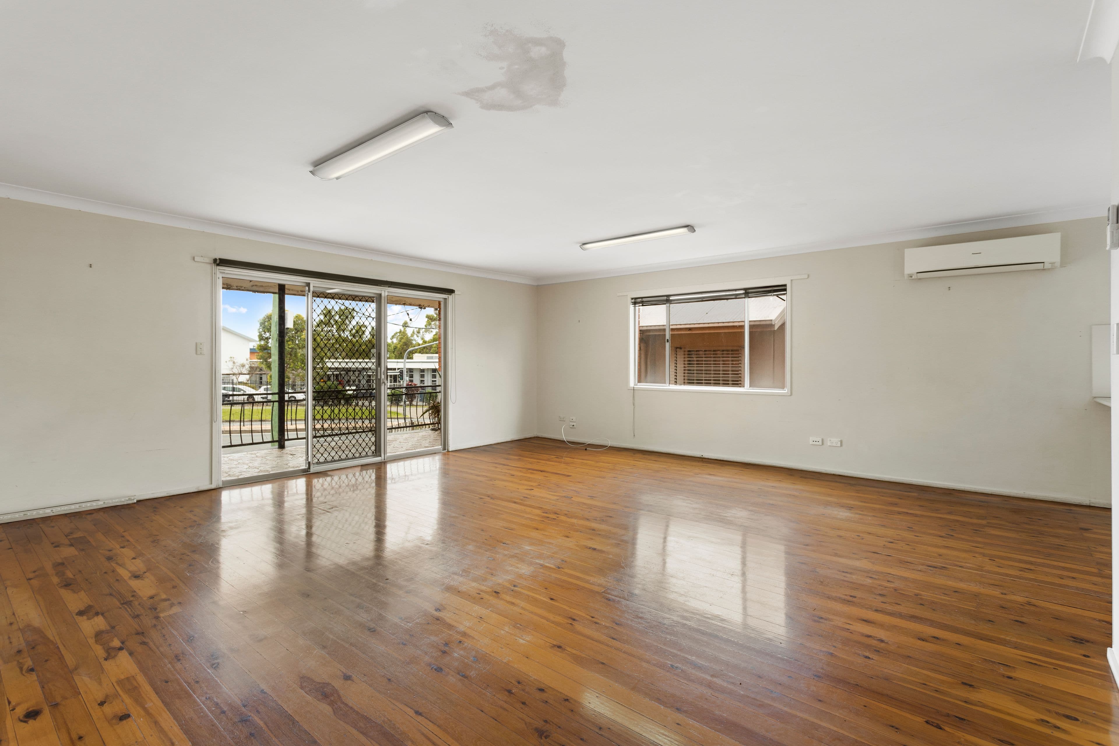 82 Smith Street, Southport QLD 4215, Southport - Thumbnail 8