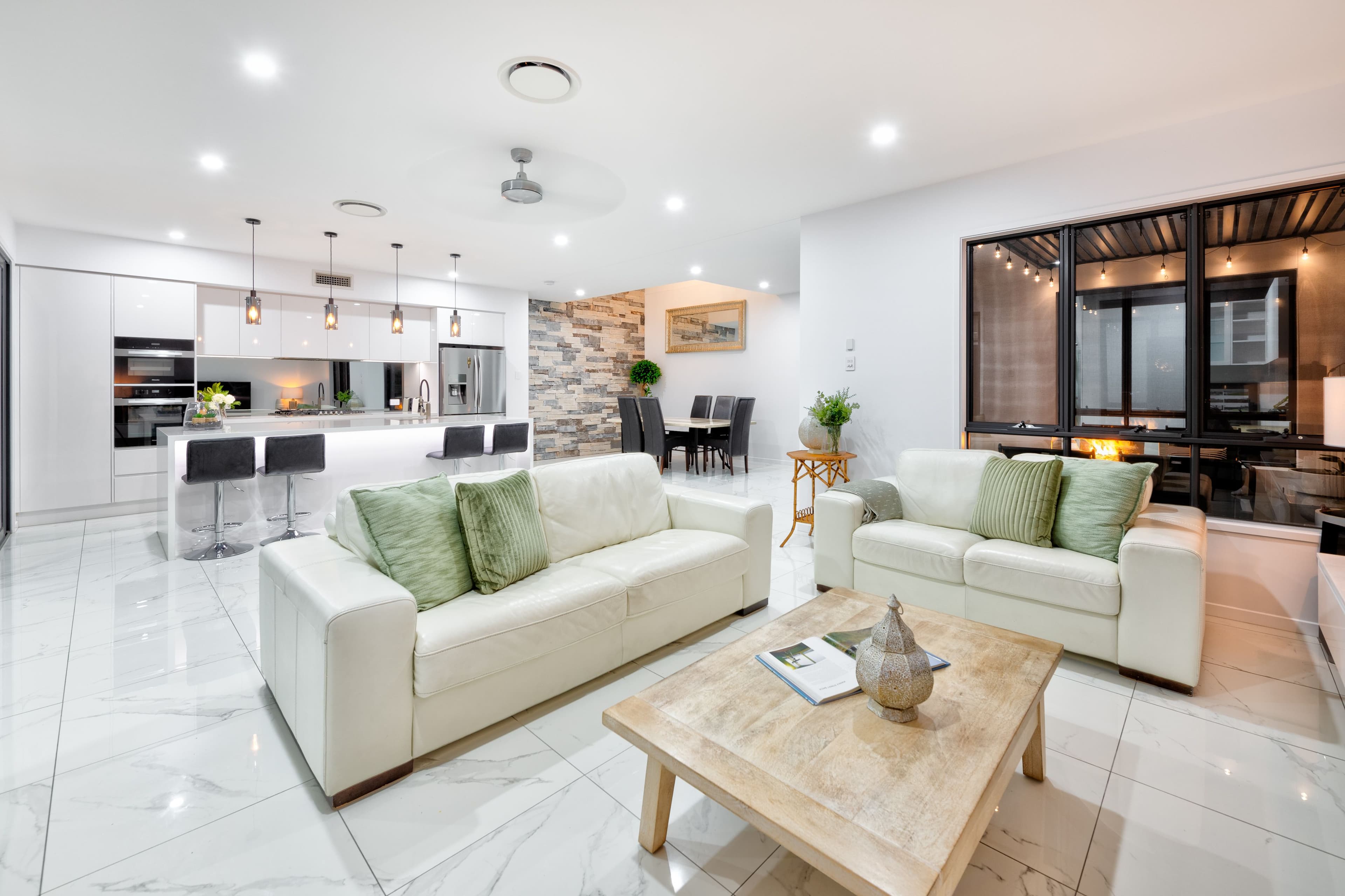 4 Sovereign Lane, Coomera Waters QLD 4209, Coomera - Thumbnail 7
