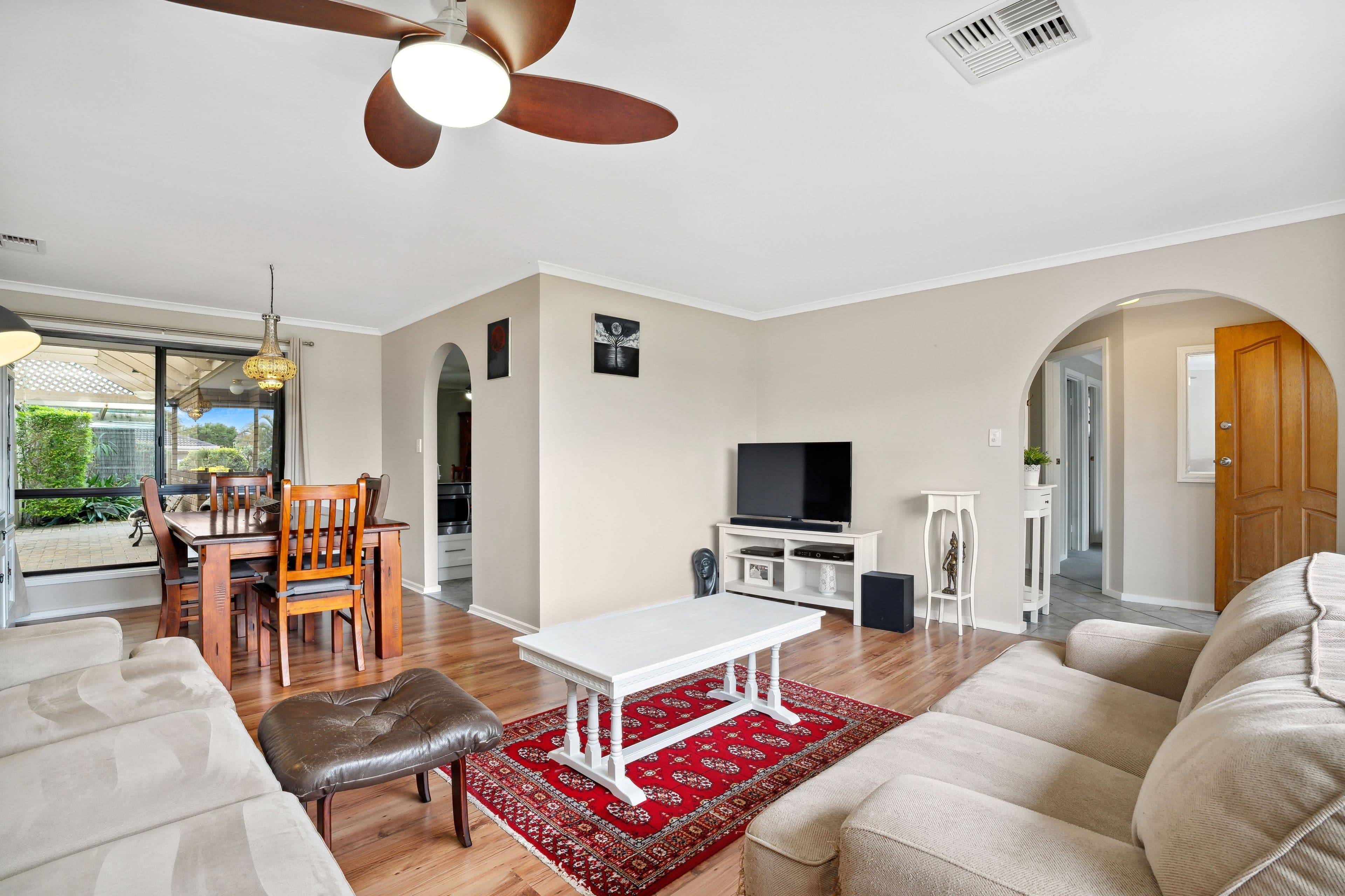 14 Jacqueline Avenue, Woodcroft SA 5162, Woodcroft - Thumbnail 3