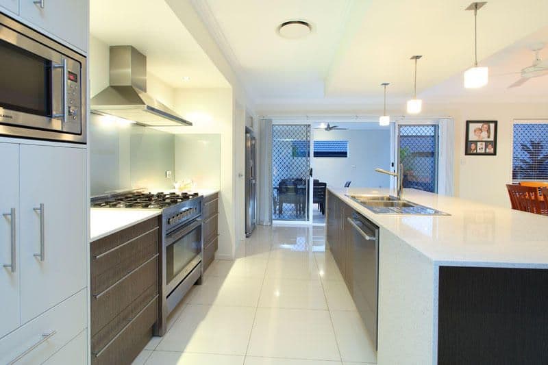 14 Cassia Street, BRIDGEMAN DOWNS QLD 4035, Bridgeman Downs - Thumbnail 5