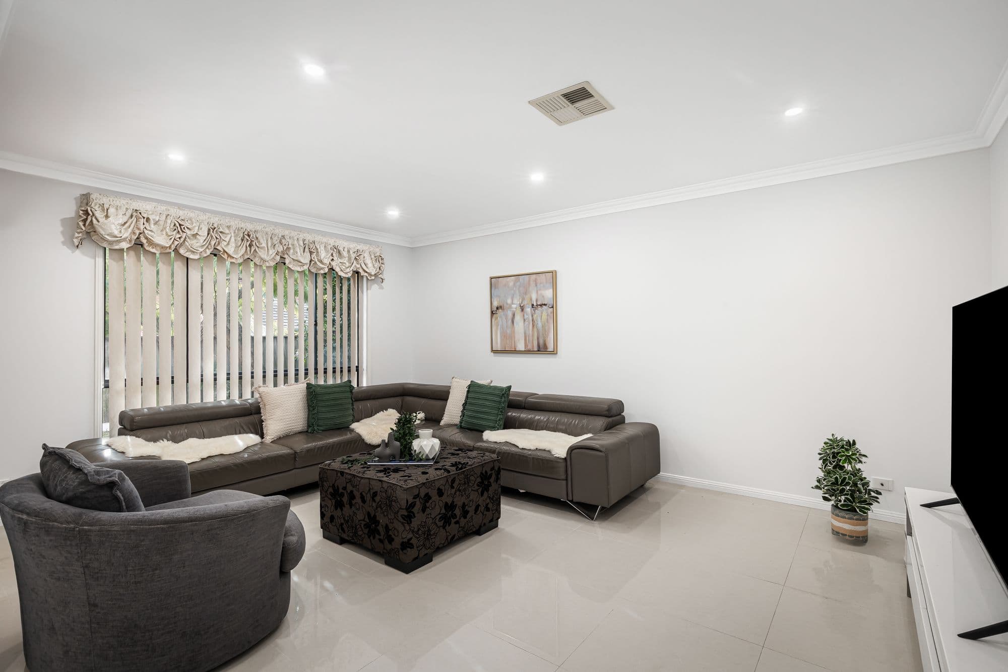 14 Widgeon Road, The Ponds NSW 2769, The Ponds - Thumbnail 4