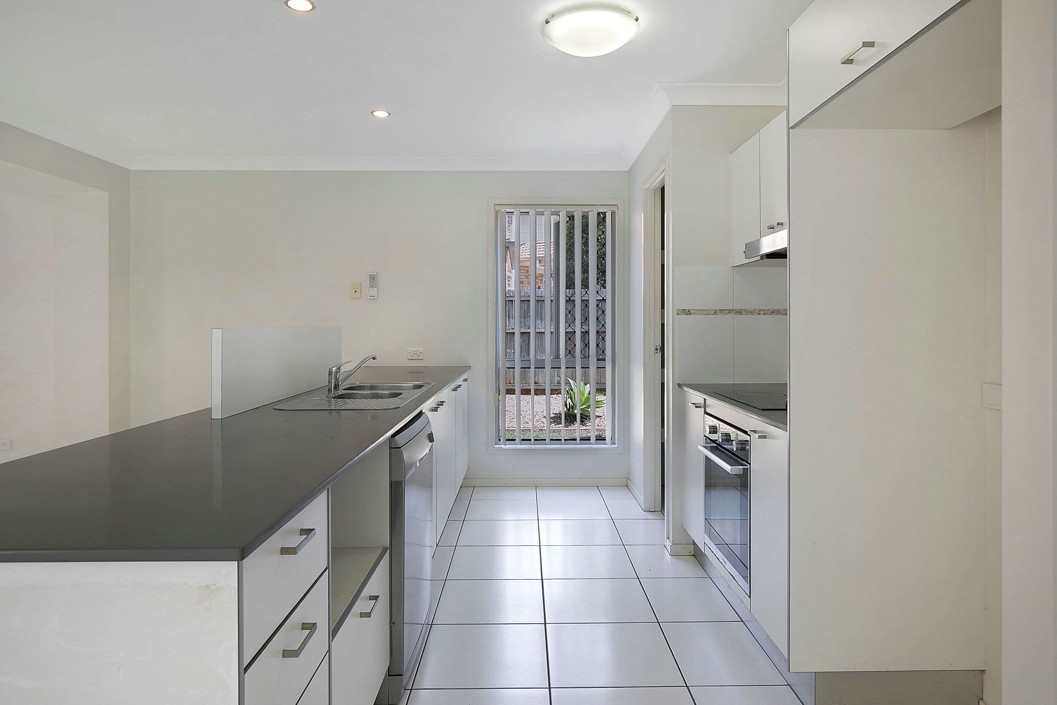 23 Keswick Place, Redland Bay QLD 4165, Redland Bay - Thumbnail 4