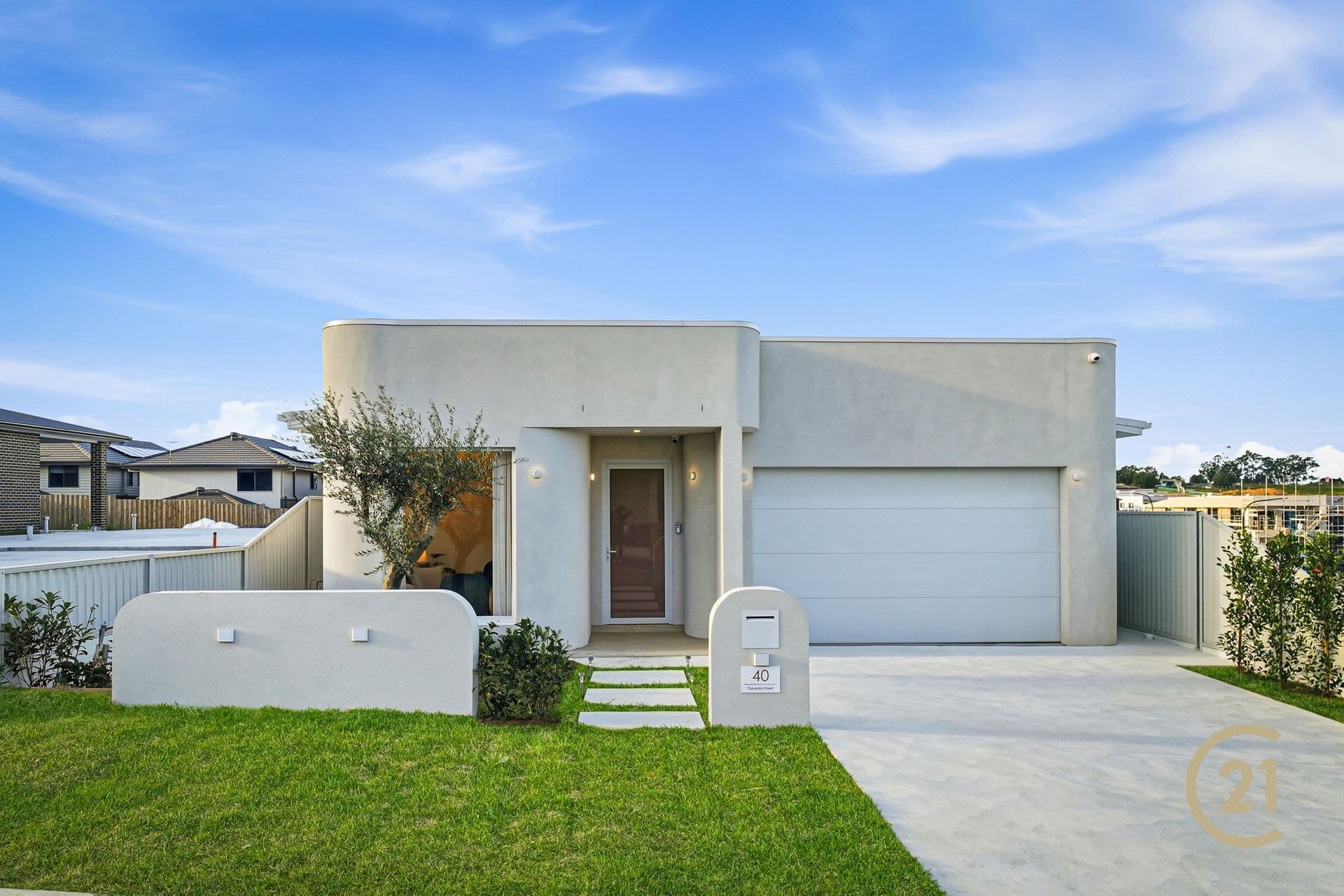 2/43 Garfield Road East, Riverstone, NSW, 2765, Box Hill - Thumbnail 2
