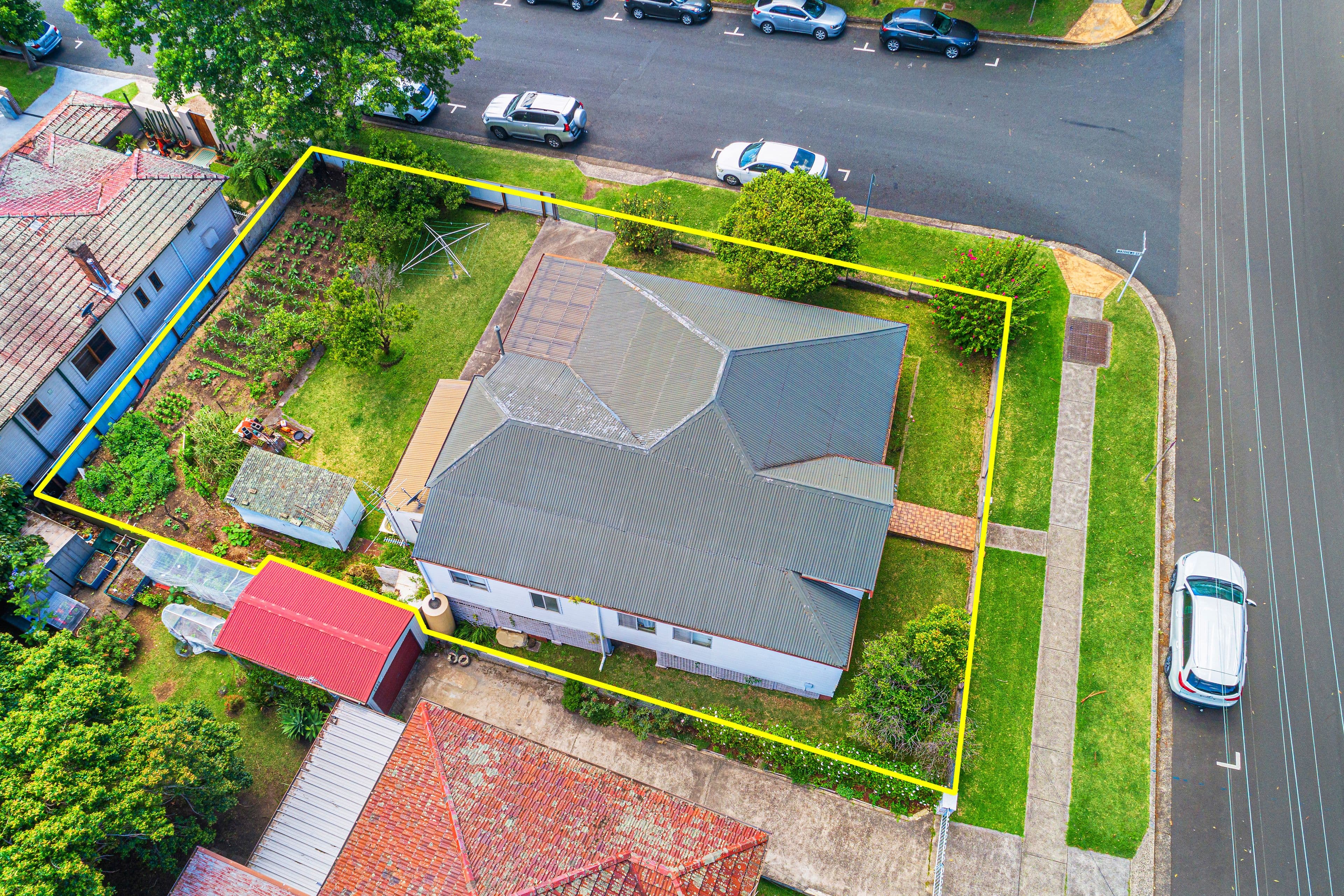 16 Urunga Parade, Wollongong NSW 2500, Wollongong - Thumbnail 2