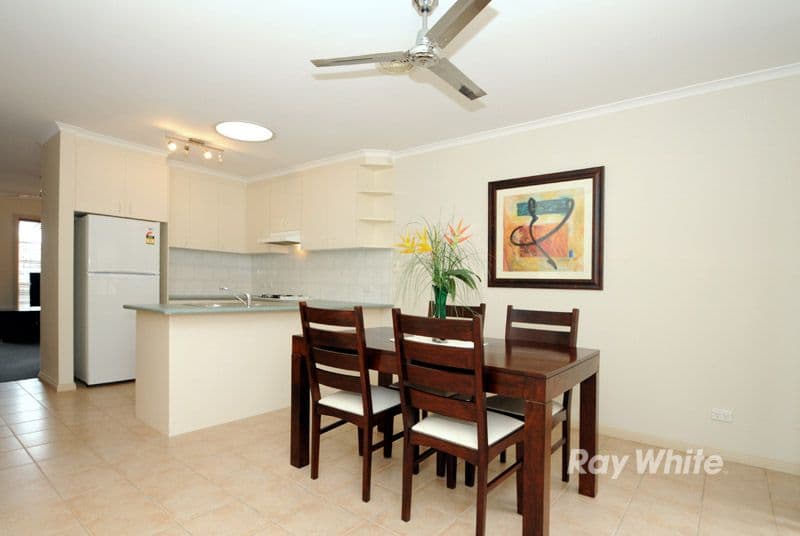 70 Dunblane Road, NOBLE PARK VIC 3174, Noble Park - Thumbnail 4