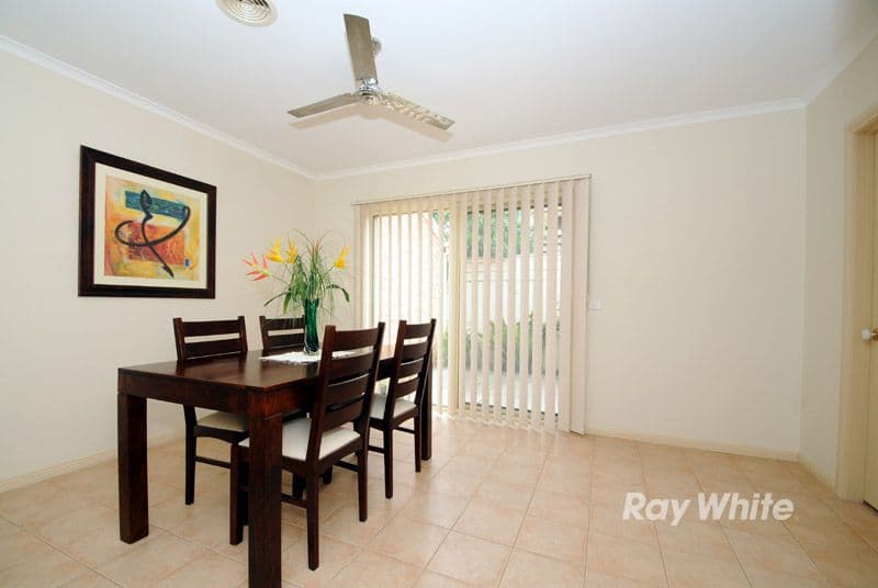 70 Dunblane Road, NOBLE PARK VIC 3174, Noble Park - Thumbnail 5