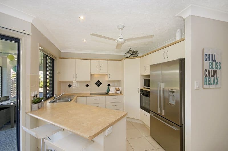 3 Clearwater Court, BUSHLAND BEACH QLD 4818, Bushland Beach - Thumbnail 4
