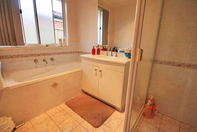 21 Wilkinson Crescent, Ingleburn NSW 2565, Ingleburn - Thumbnail 3