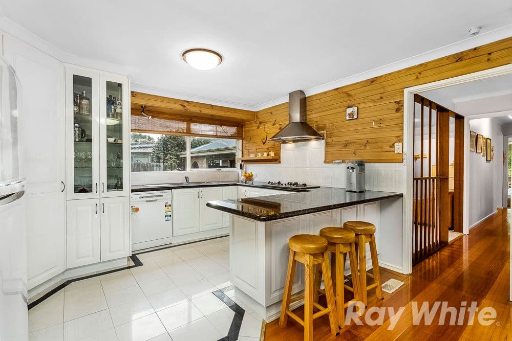 14 Anora Crescent, Mulgrave VIC 3170, Mulgrave - Thumbnail 2
