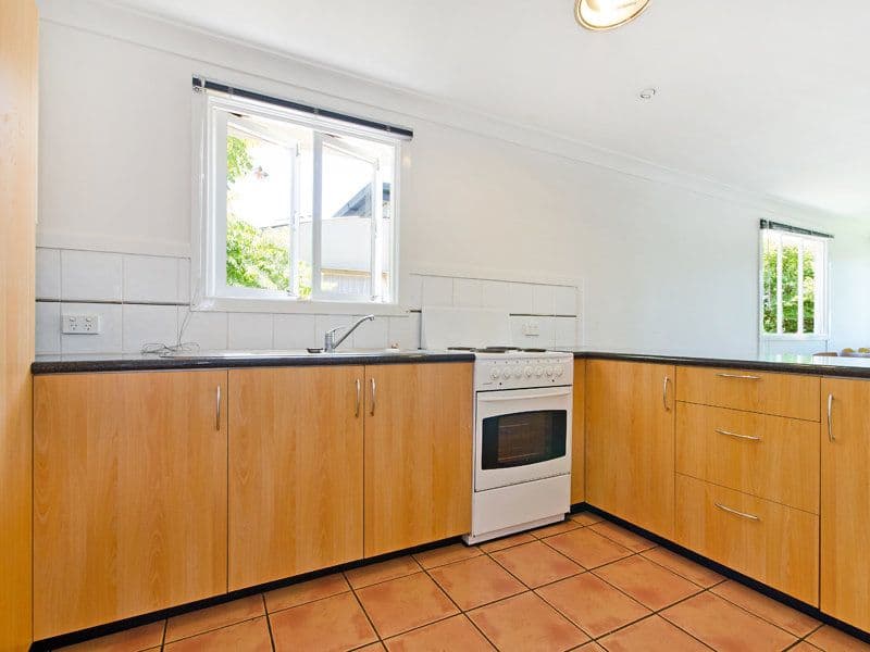 37 Henchman Street, NUNDAH QLD 4012, Nundah - Thumbnail 4