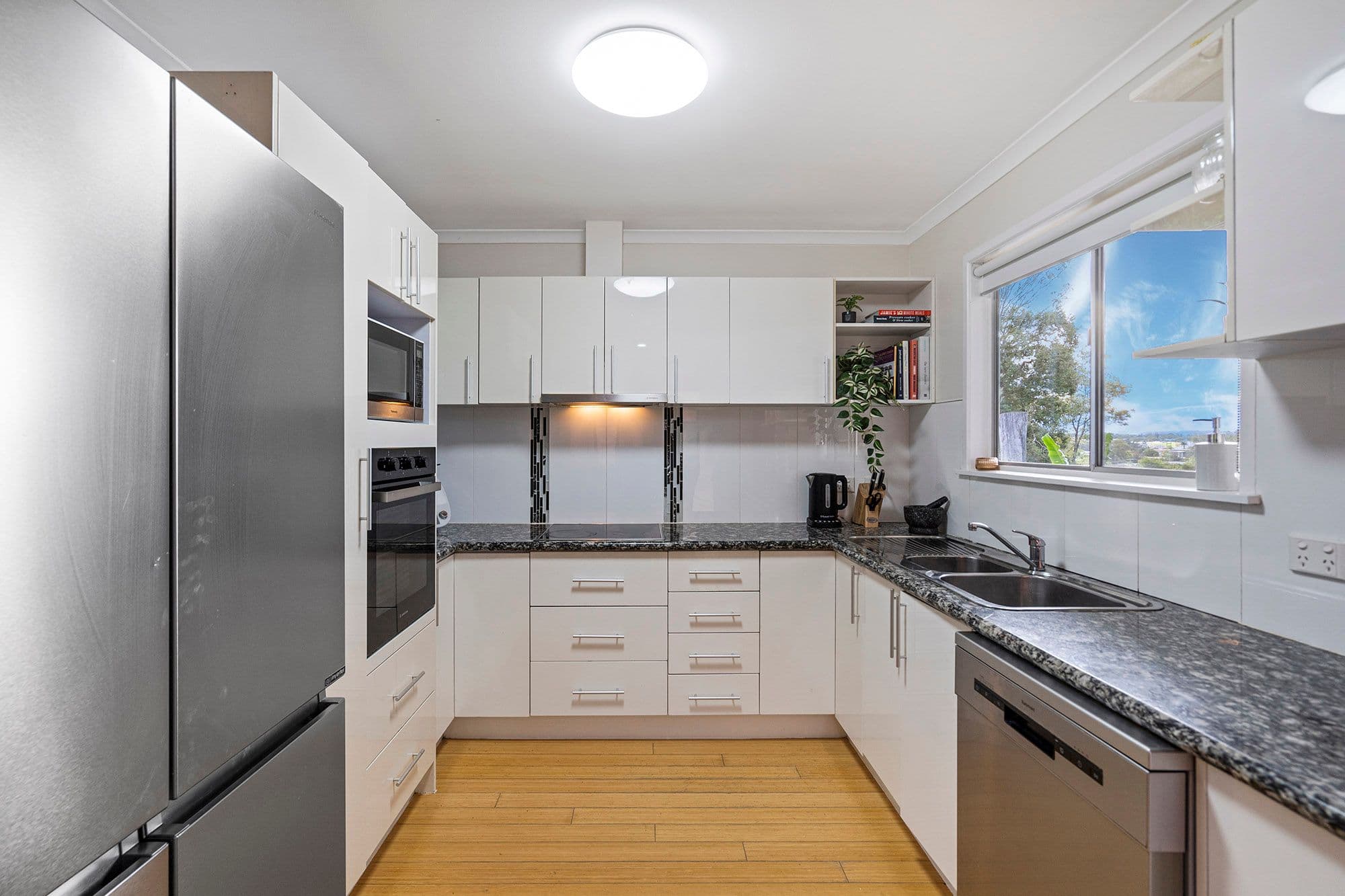 13 Paice Street, Bundamba QLD 4304, Bundamba - Thumbnail 5