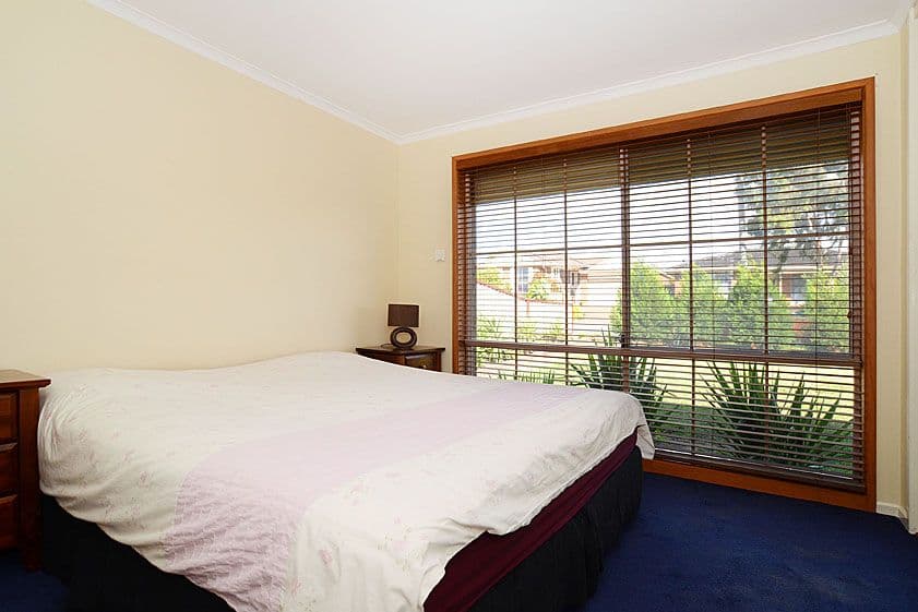 1 Kenthurst Court, MILL PARK VIC 3082, Mill Park - Thumbnail 4