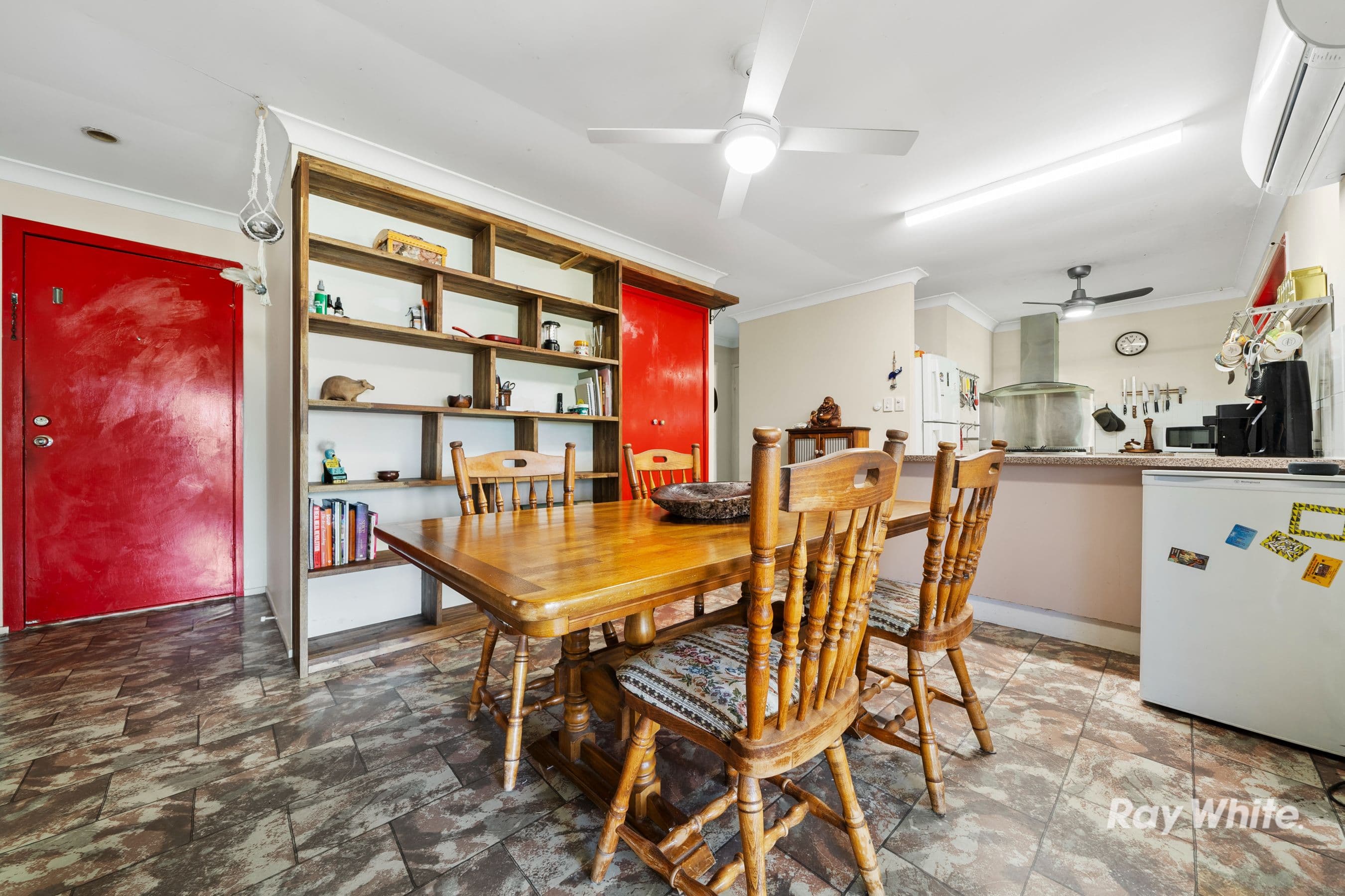 18 Apodis Street, Kingston QLD 4114, Kingston - Thumbnail 7