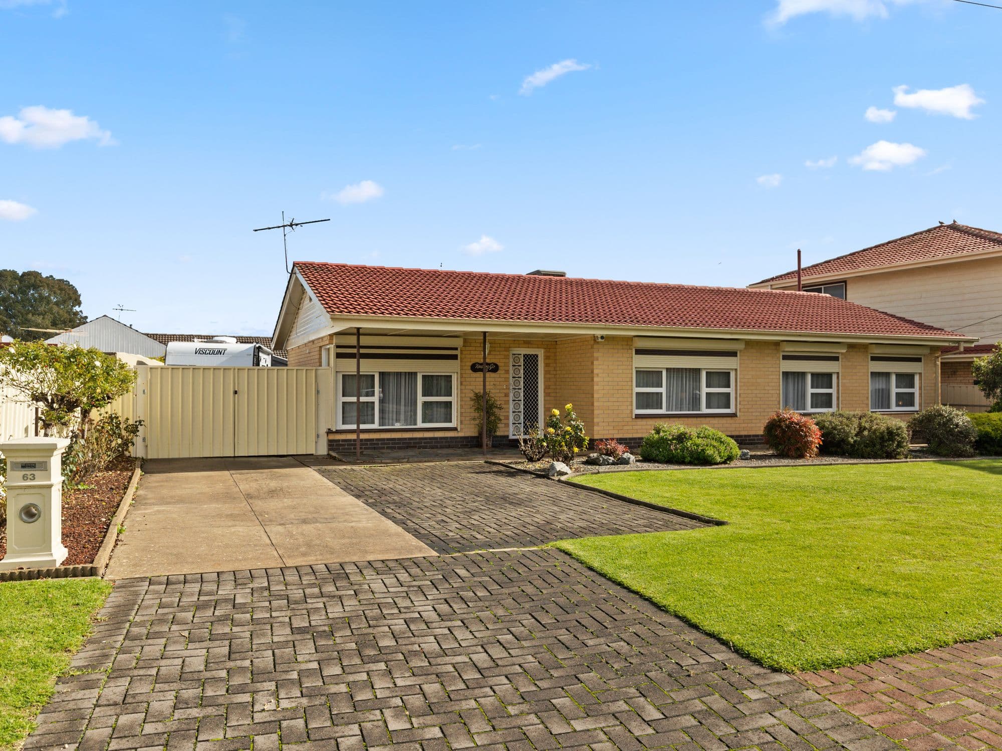63 Kentwood Road, Morphett Vale SA 5162, Morphett Vale - Image 1