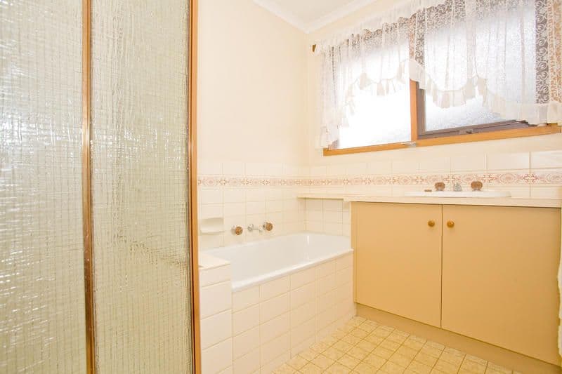 26 Hickey Street, WHITTINGTON VIC 3219, Whittington - Thumbnail 3