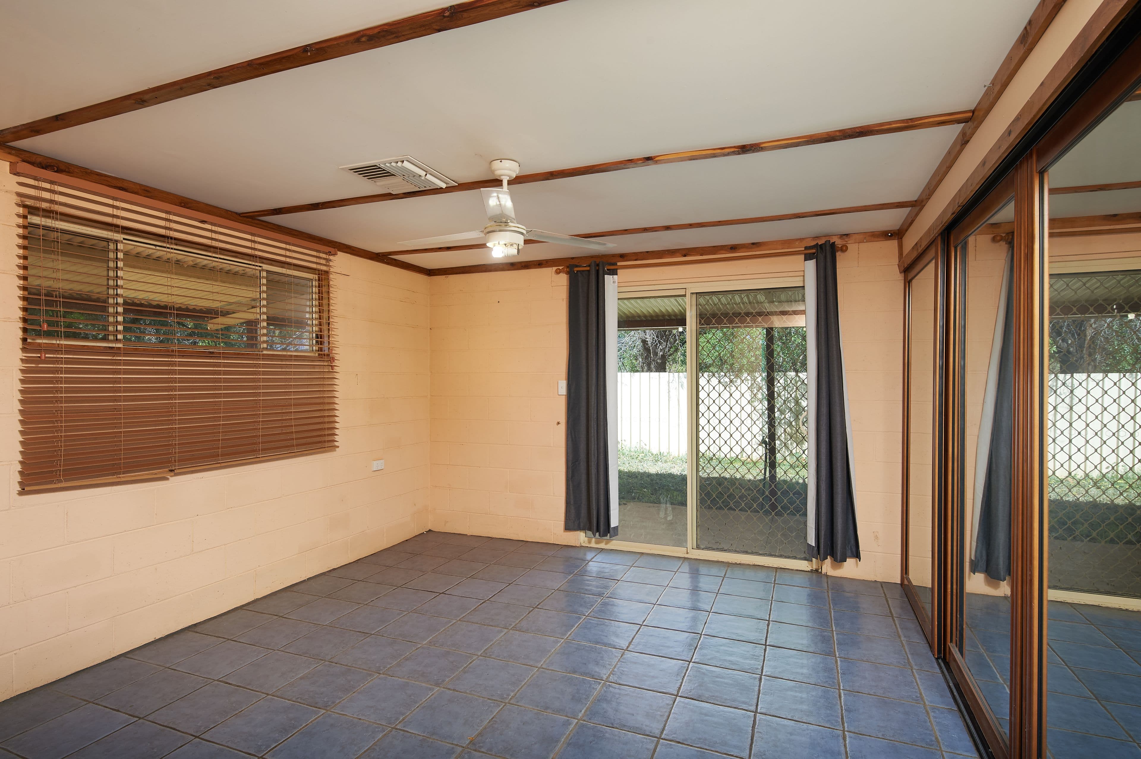 12 Showground Road, Ganmain - Thumbnail 5