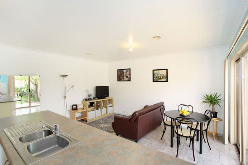 12 Sinnott Street, BURWOOD VIC 3125, Burwood - Thumbnail 3