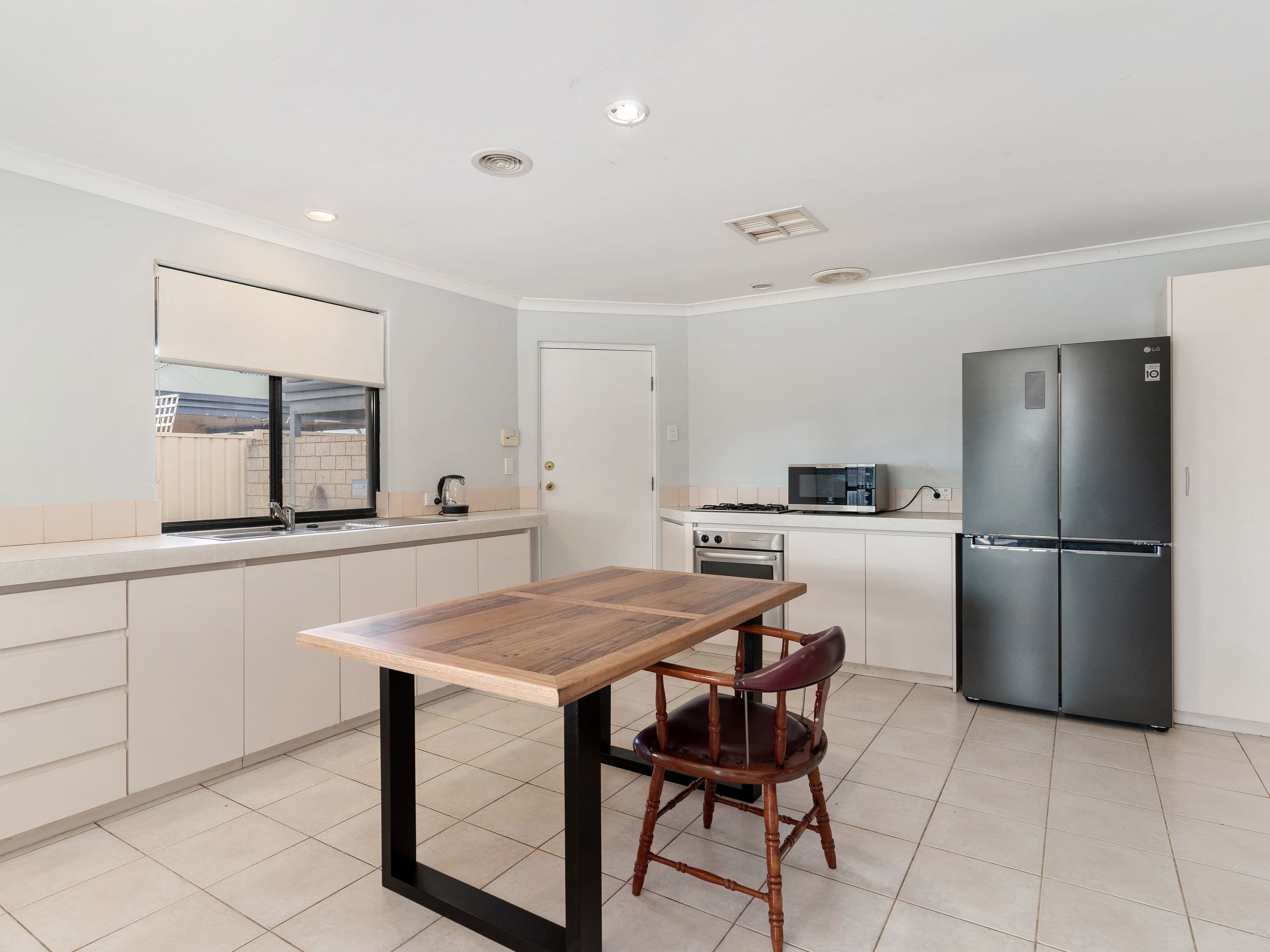 12 Belmont Close, Port Kennedy WA 6172, Port Kennedy - Thumbnail 7