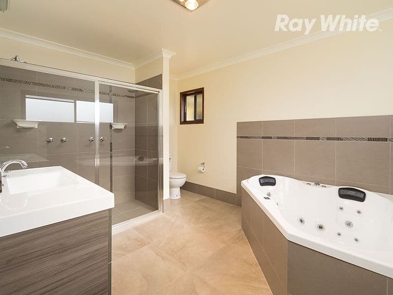 106 Redlands Road, Corowa - Image 1