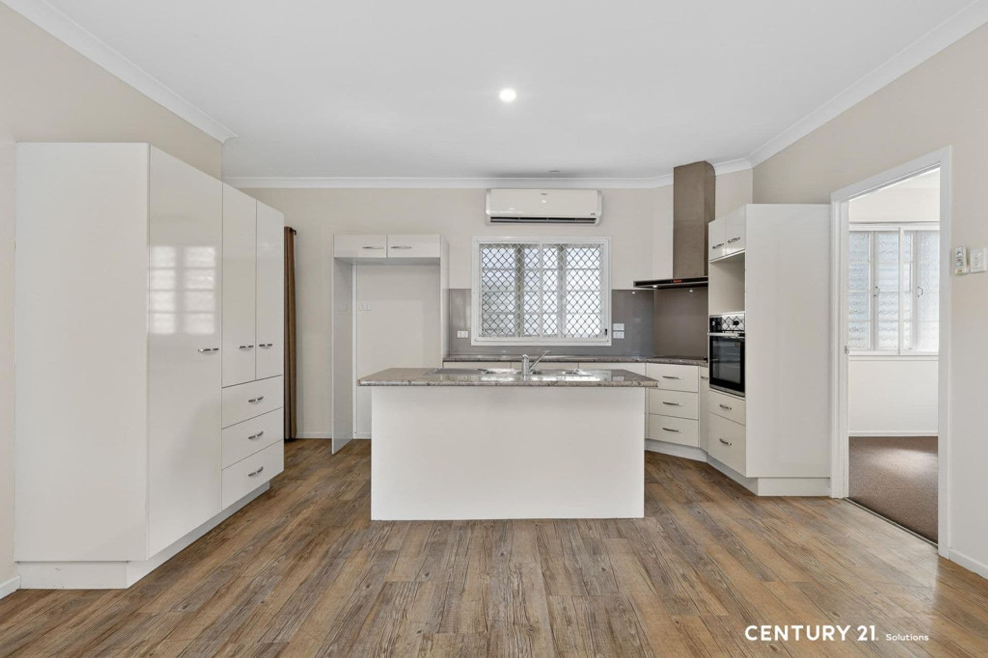 489 Crane Avenue, Kawana, QLD, 4701, Kawana - Thumbnail 6