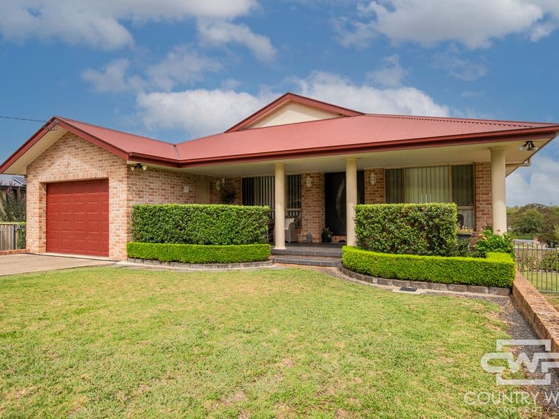16 Bates Avenue, Glen Innes, Naremburn - Image 1
