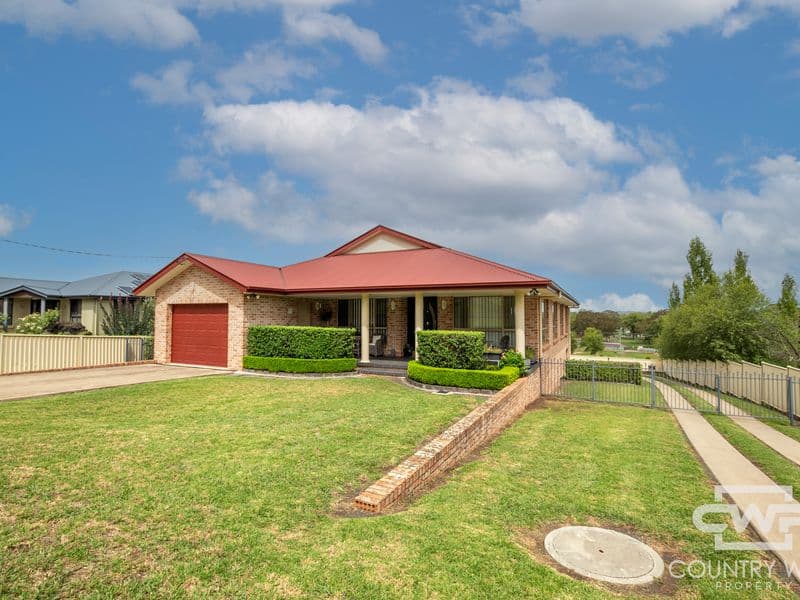 16 Bates Avenue, Glen Innes, Naremburn - Thumbnail 2