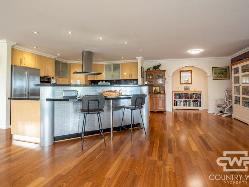 16 Bates Avenue, Glen Innes, Naremburn - Thumbnail 7