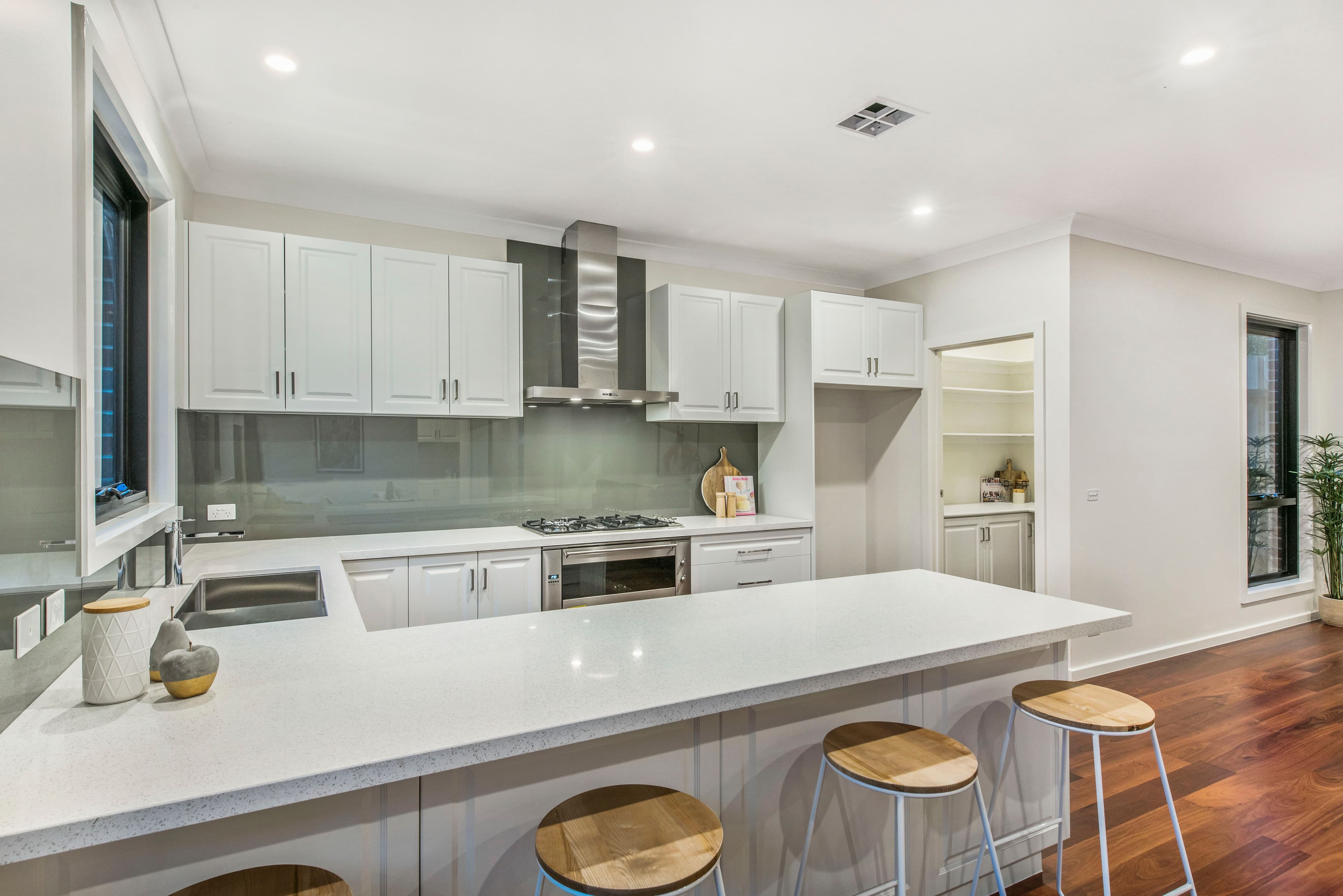 10 Malcolm Road, Croydon North VIC 3136, Croydon North - Thumbnail 2