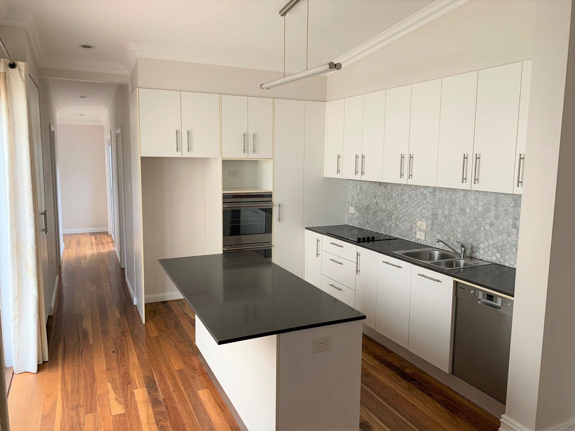 8 Woodford Road, Rockdale NSW 2216, Rockdale - Thumbnail 4